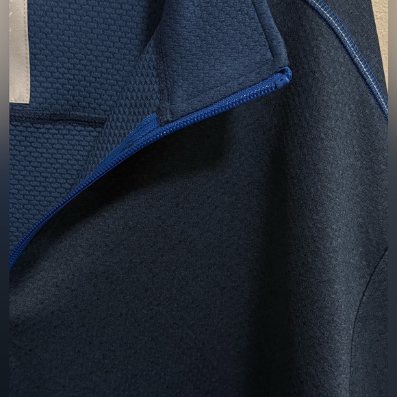 Buki Destination Collection Seattle Performance Pullover - Picture 5 of 5